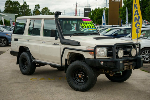 2011 MY13 Toyota LandCruiser VDJ76R WorkMate Wagon