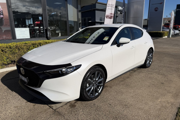 2026 MY25 Mazda 3 BP Series G20 Evolve Hatch Image 1