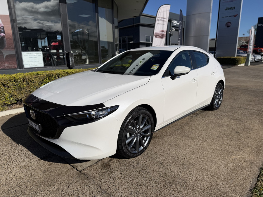 2026 MY25 Mazda 3 BP Series G20 Evolve Hatch Image 1