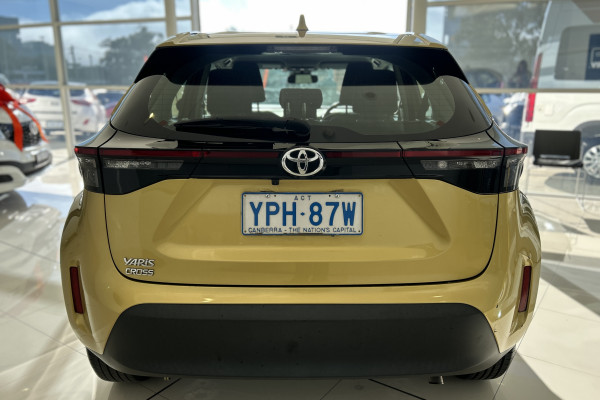 2021 Toyota Yaris Cross MXPB10R GX SUV Image 19