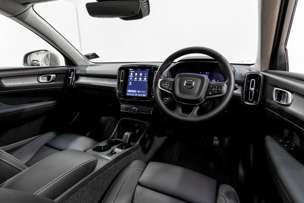 2026 Volvo XC40 XZ Plus B4 SUV Image 12