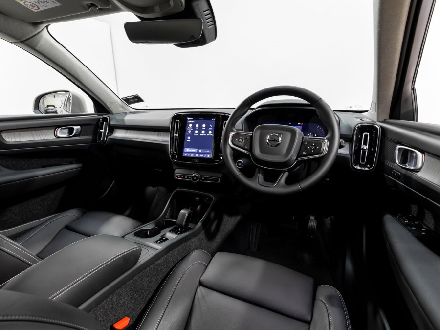 2026 Volvo XC40 XZ Plus B4 SUV Image 12