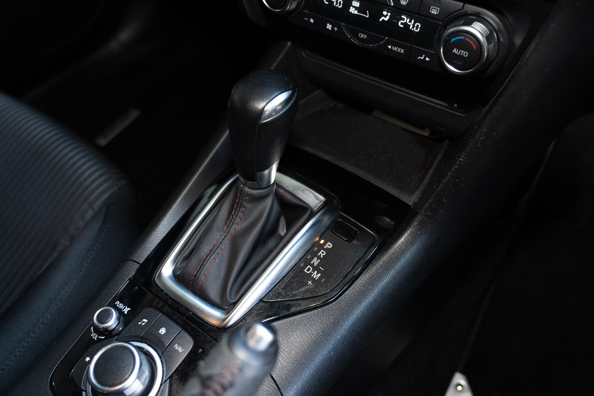 2015 Mazda 3 BM5438 SP25 Hatch Image 13
