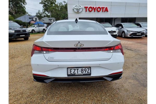 2021 Hyundai i30 CN7.V1 Elite Sedan Image 6