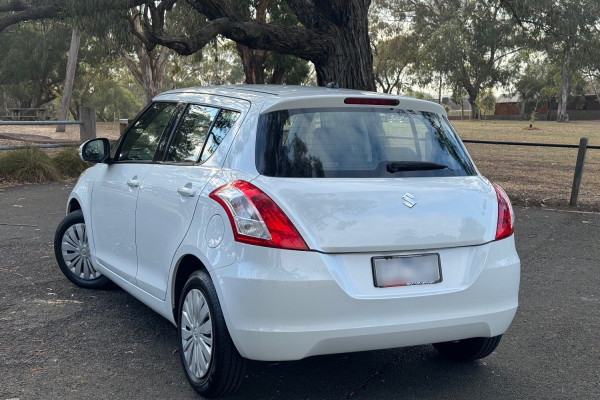 2015 Suzuki Swift FZ GL Navigator Hatch