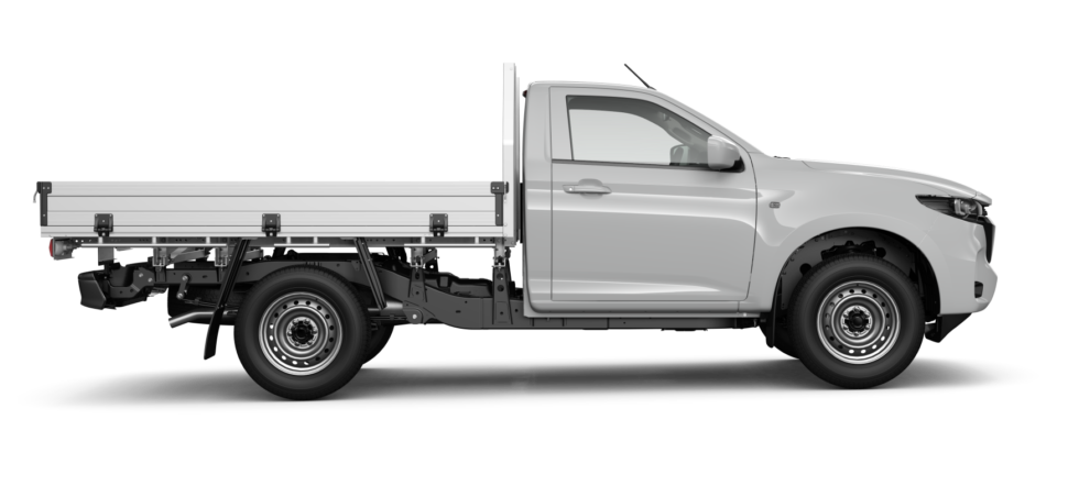 XS 4x2 Single Cab Chassis