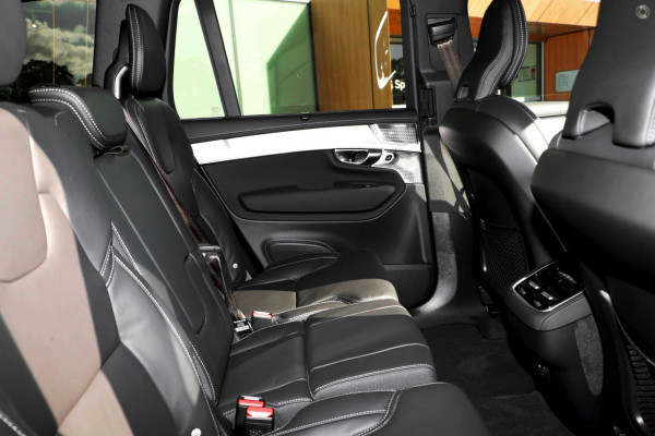 2026 Volvo XC90 L Series Black Edition SUV Image 9