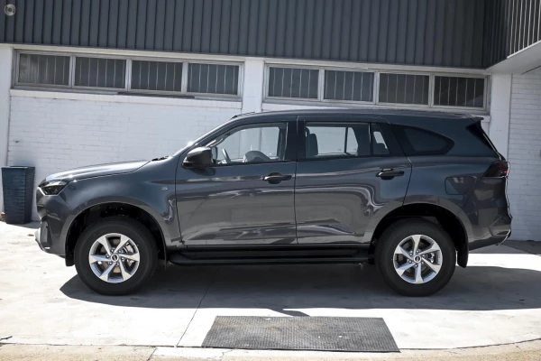 2026 MY25.5 Isuzu MU-X RJ LS-M SUV Image 5