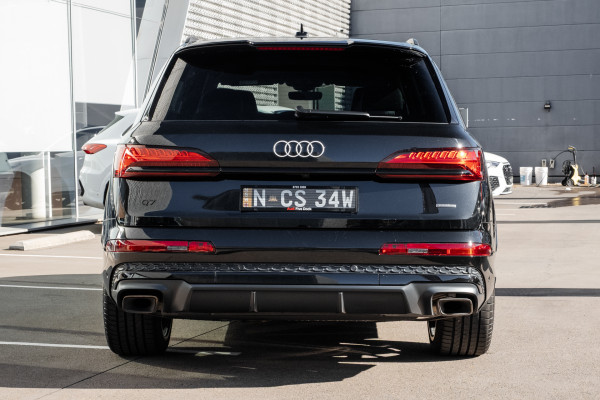 2026 Audi Q7 4M TDI 210kW S line SUV image 5