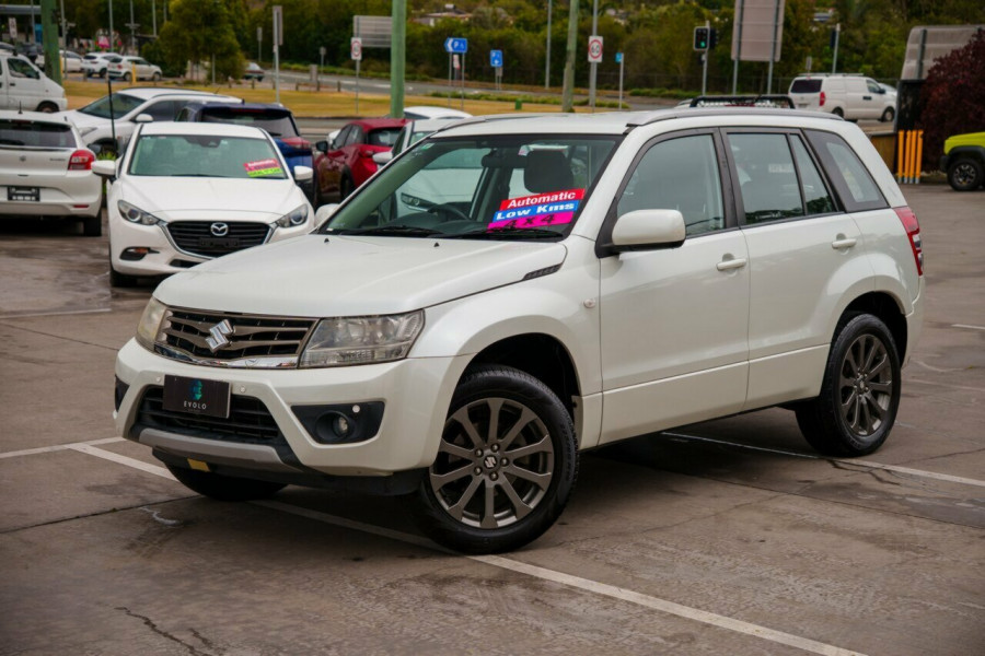 2016 Suzuki Grand Vitara JB Sport Wagon Image 1