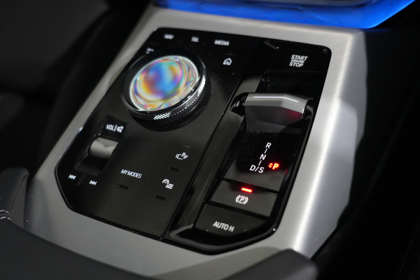 2025 BMW X3 30e xDrive SUV image 15