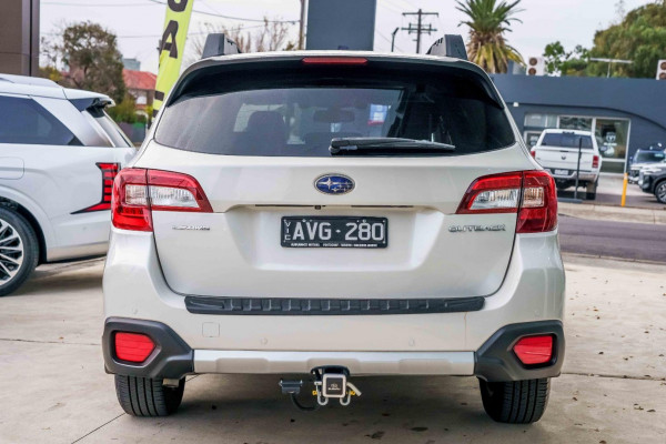 2018 Subaru Outback 5GEN 2.5i Premium Wagon Image 4