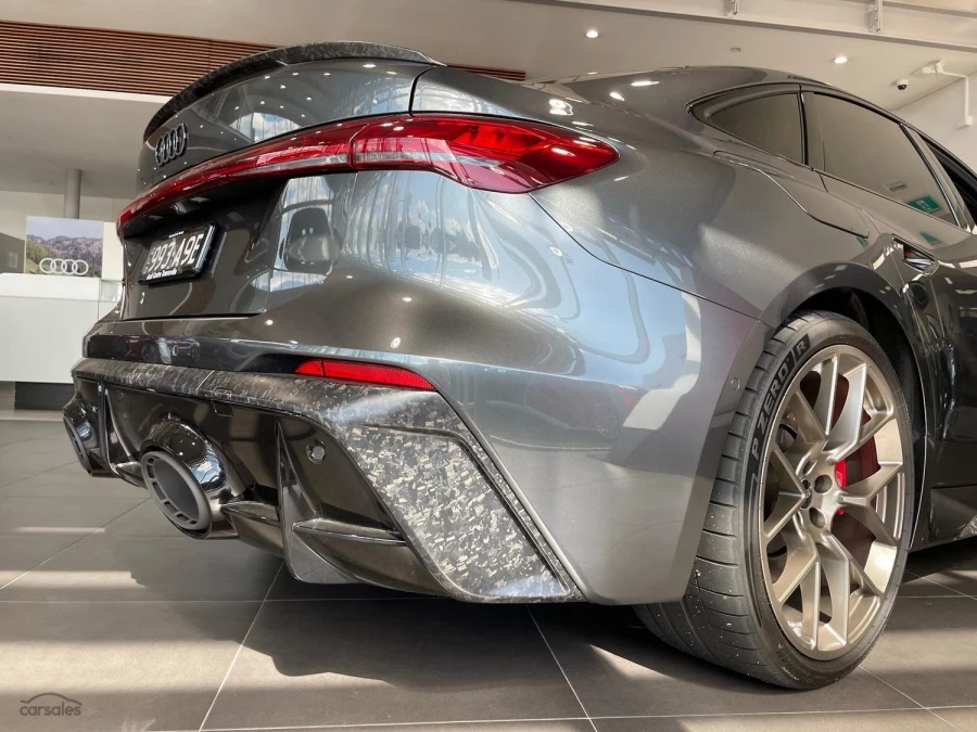 2026 Audi RS 5 Sedan Image 5