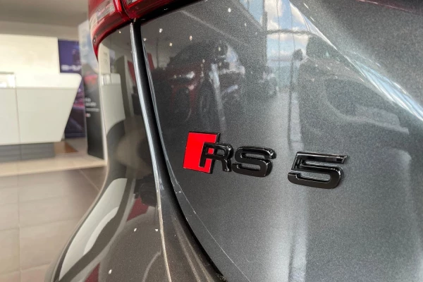 2026 Audi RS 5 Sedan Image 12