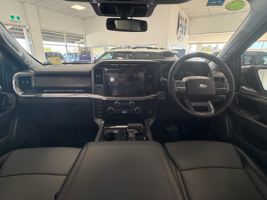 2024 Ford F-150  Lariat Dual Cab Image 15
