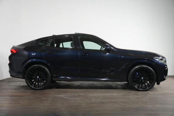 2022 BMW X6 xDrive30d M Sport Coupe Image 4