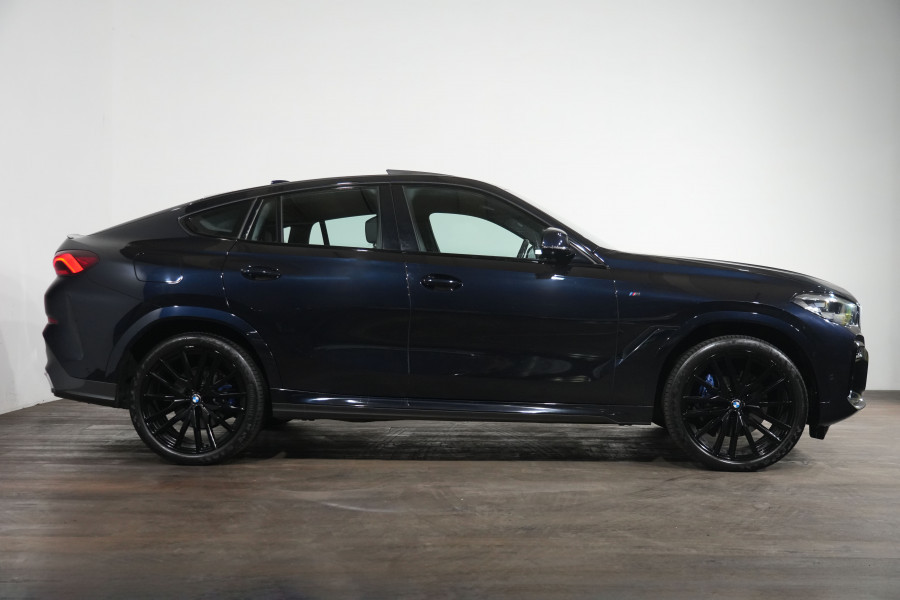 2022 BMW X6 xDrive30d M Sport Coupe Image 4