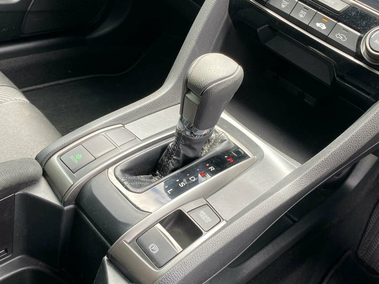 2017 Honda Civic MY17 VTi-S Hatch Image 17