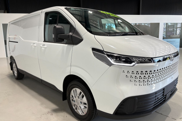 2024 LDV Deliver 7   Van