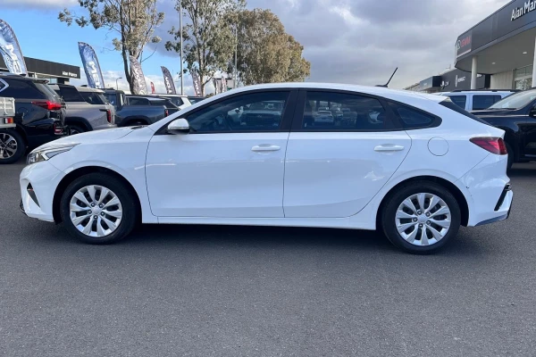 2024 Kia Cerato BD S Hatch Image 6
