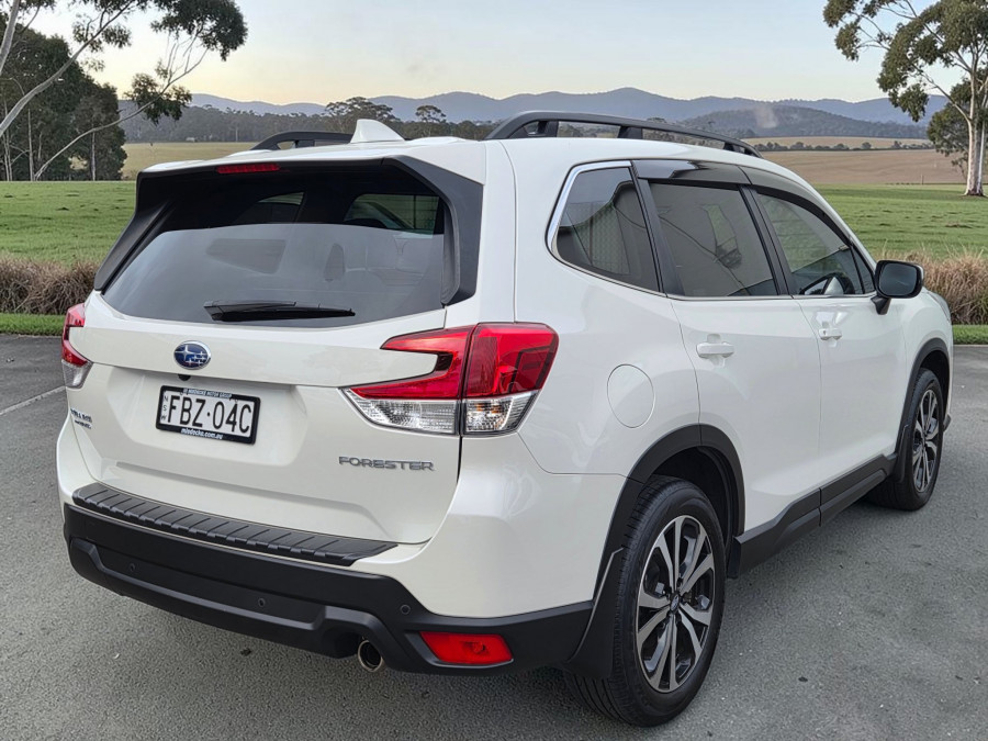 2023 Subaru Forester S5 2.5i Premium SUV Image 7