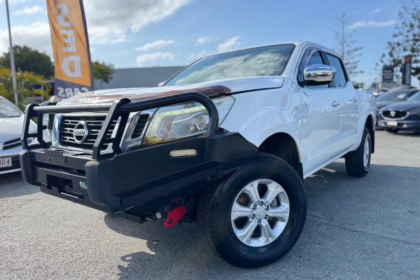 2018 Nissan Navara D23 Series 3 ST Dual Cab Pickup Image 2