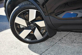 2023 Volvo C40 XK Recharge Twin SUV image 22