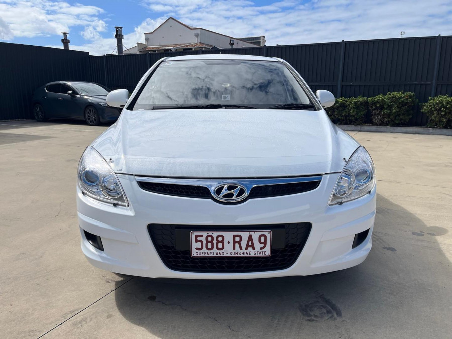 2008 Hyundai i30 FD Hatch Image 2