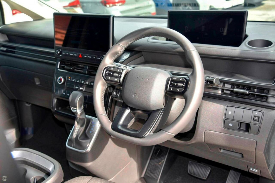 2026 MY27 Hyundai Staria Load US4.V4  Van Image 8
