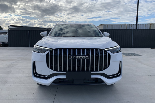 2025 Jaecoo J8 Track Wagon Image 2