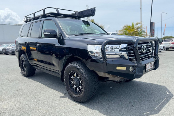 2019 Toyota LandCruiser VDJ200R VX SUV Image 6