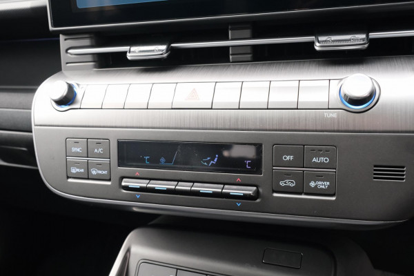 2026 Hyundai KONA SX2.V2  Electric Premium SUV Image 18