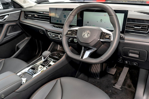 2025 MG HS AS33P Super Hybrid Essence SUV Image 6