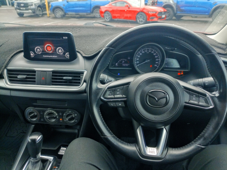 2017 Mazda 3 BN5478 Maxx Hatch Image 15