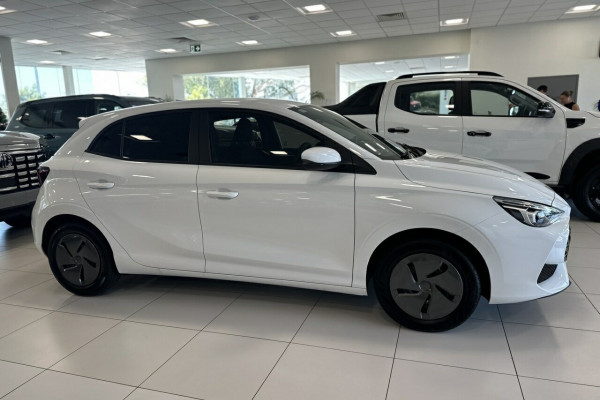 2026 MG MG3 ZP22 Vibe Hatch Image 3