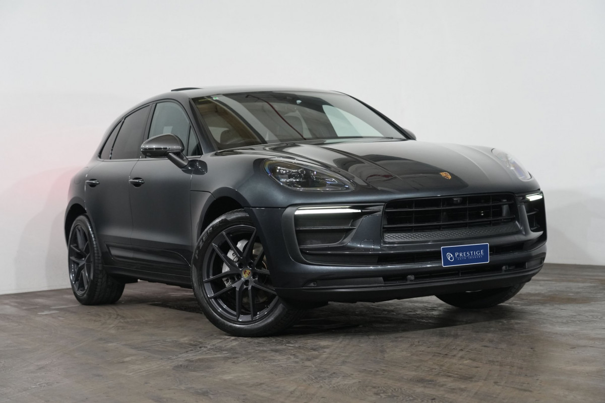 2023 Porsche Macan T SUV