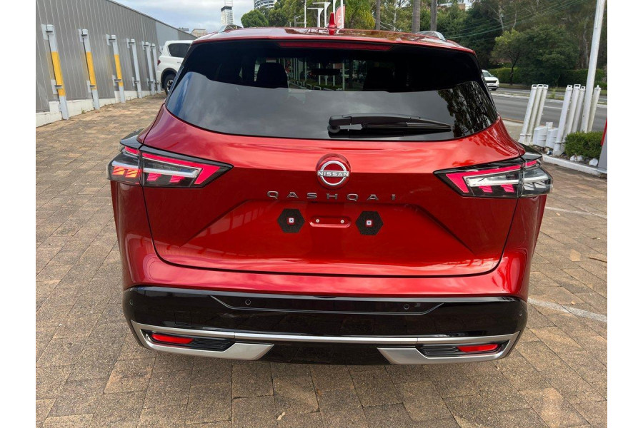 2024 MY25 Nissan QASHQAI J12 Ti-L SUV Image 6