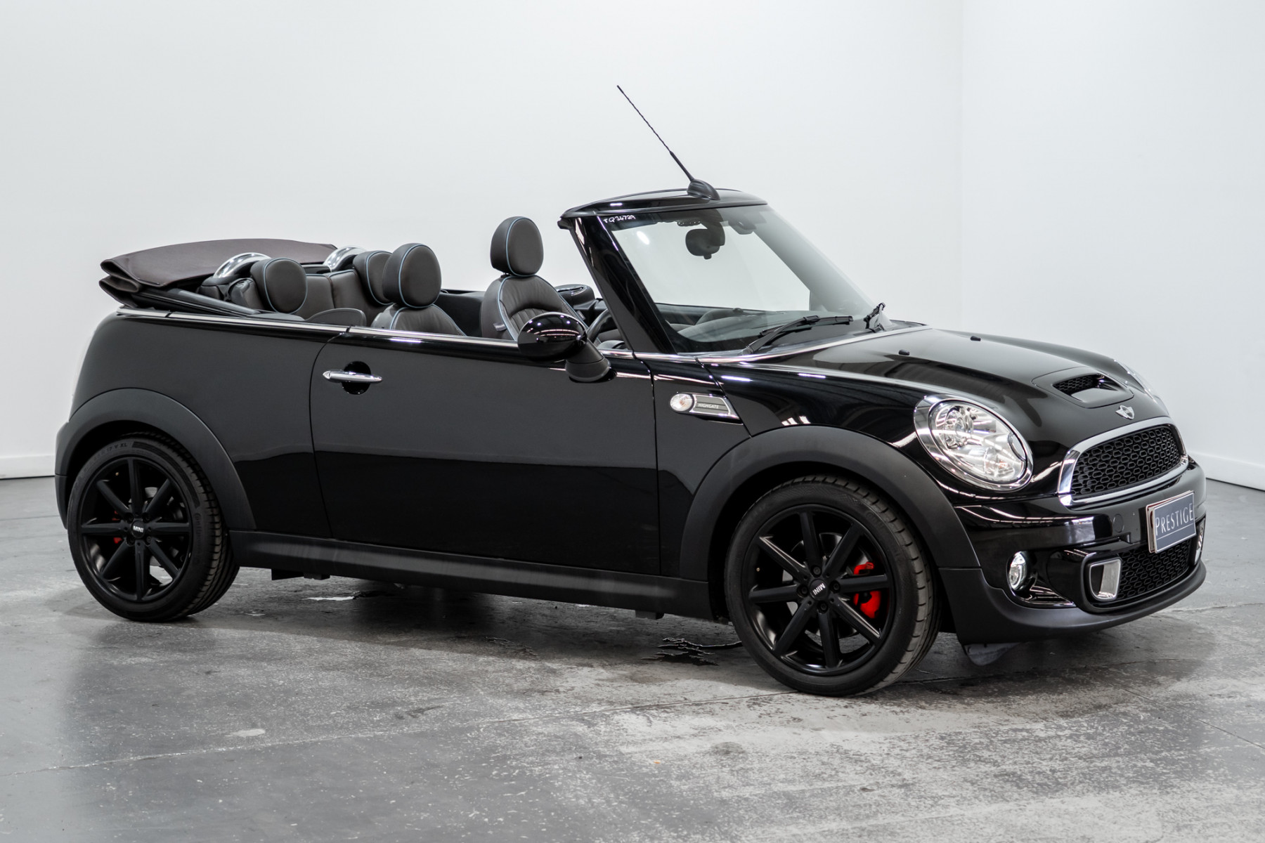 2014 Mini Cooper S Highgate Cabrio Convertible Image 6