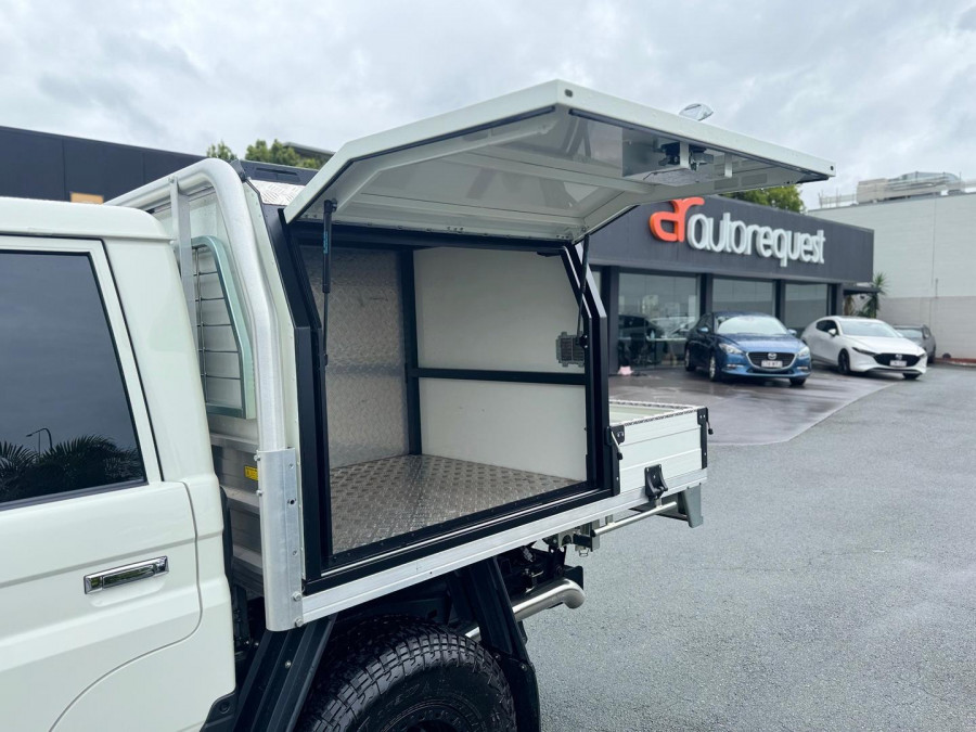 2023 Toyota LandCruiser VDJ79R WorkMate Double-Cab Cab-Chassis Image 12