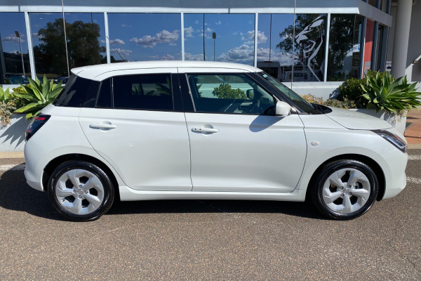 2024 Suzuki Swift Hybrid Hybrid Plus SUV