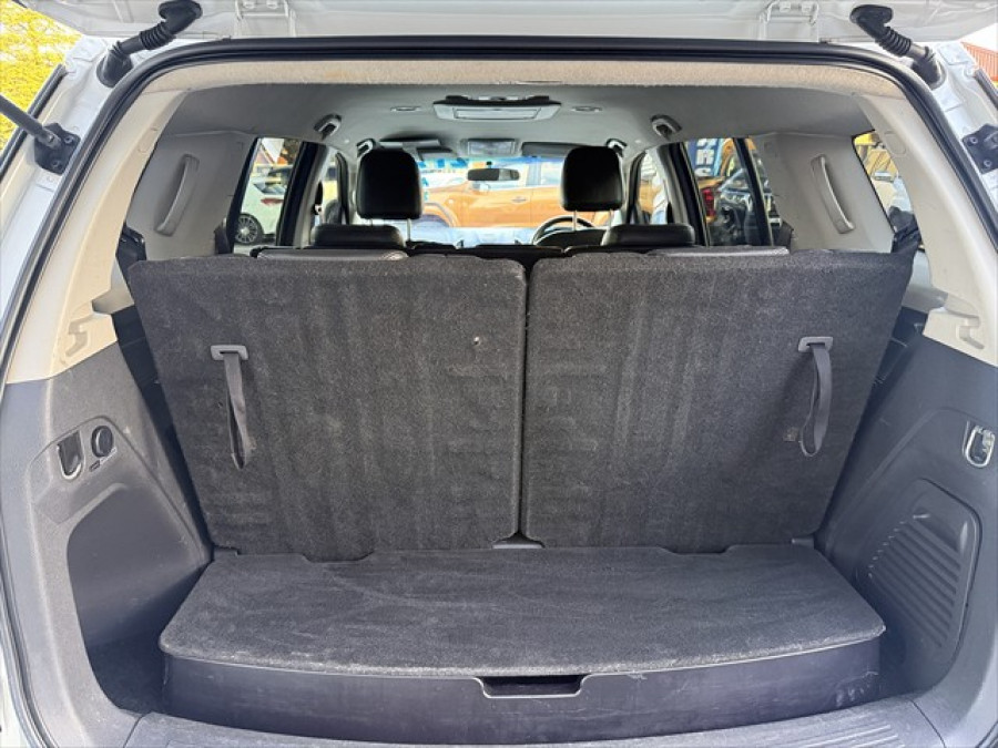 2015 Isuzu MU-X LS-T SUV Image 14