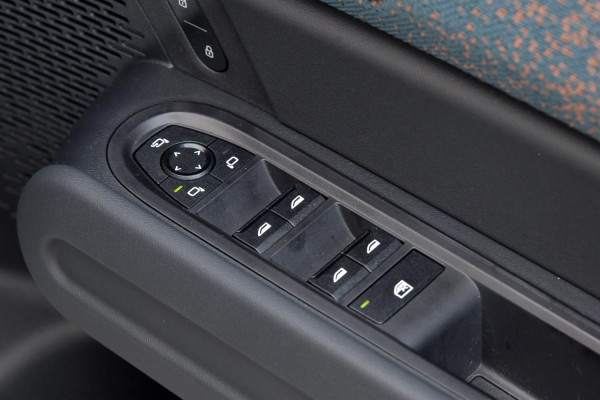 2026 MY25 MINI Countryman U25 C Favoured SUV image 20
