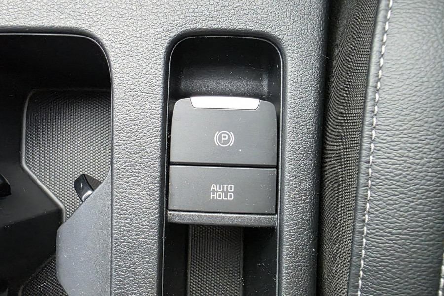 2021 MY22 Kia Cerato BD Sport+ Hatch Image 25