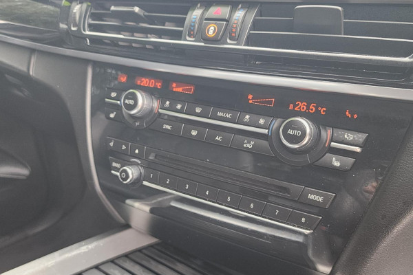 2016 BMW X5 F15 sDrive25d SUV Image 12