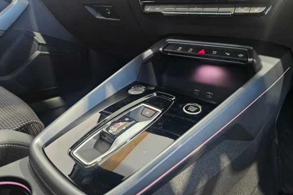 2026 Audi A3 GY TFSI 110kW S line Hatch Image 12
