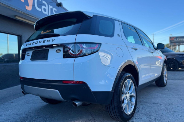 2018 MY19 Land Rover Discovery Sport L550 SD4 HSE SUV Image 6