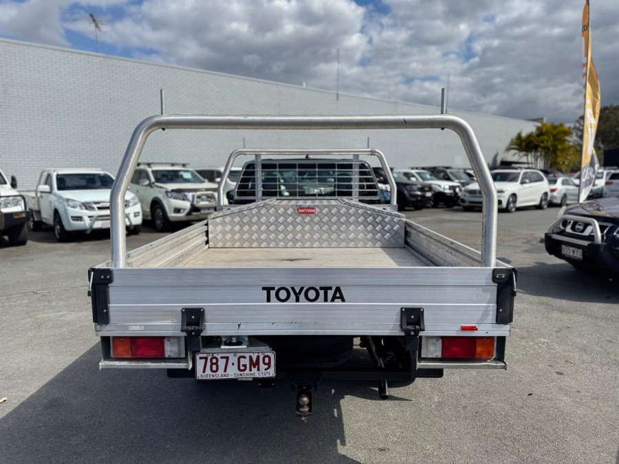 2023 Toyota HiLux TGN121R WorkMate Cab Chassis Image 9