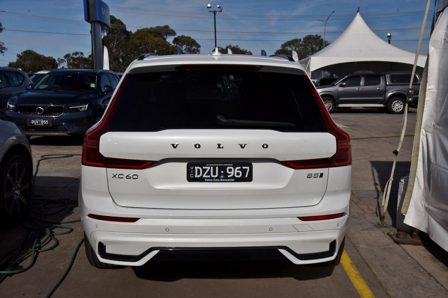 2025 MY26 Volvo XC60 UZ Ultra B5 Dark SUV Image 2