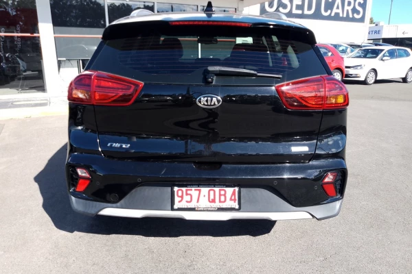 2021 Kia Niro DE Hybrid Sport SUV Image 11