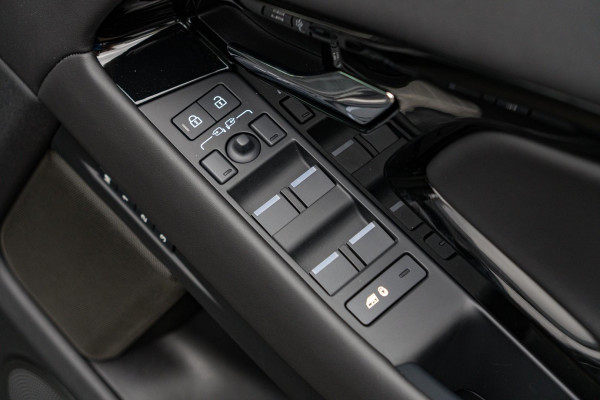 2026 MY26.5 Land Rover Range Rover Evoque L551 P300e Autobiography SUV image 15